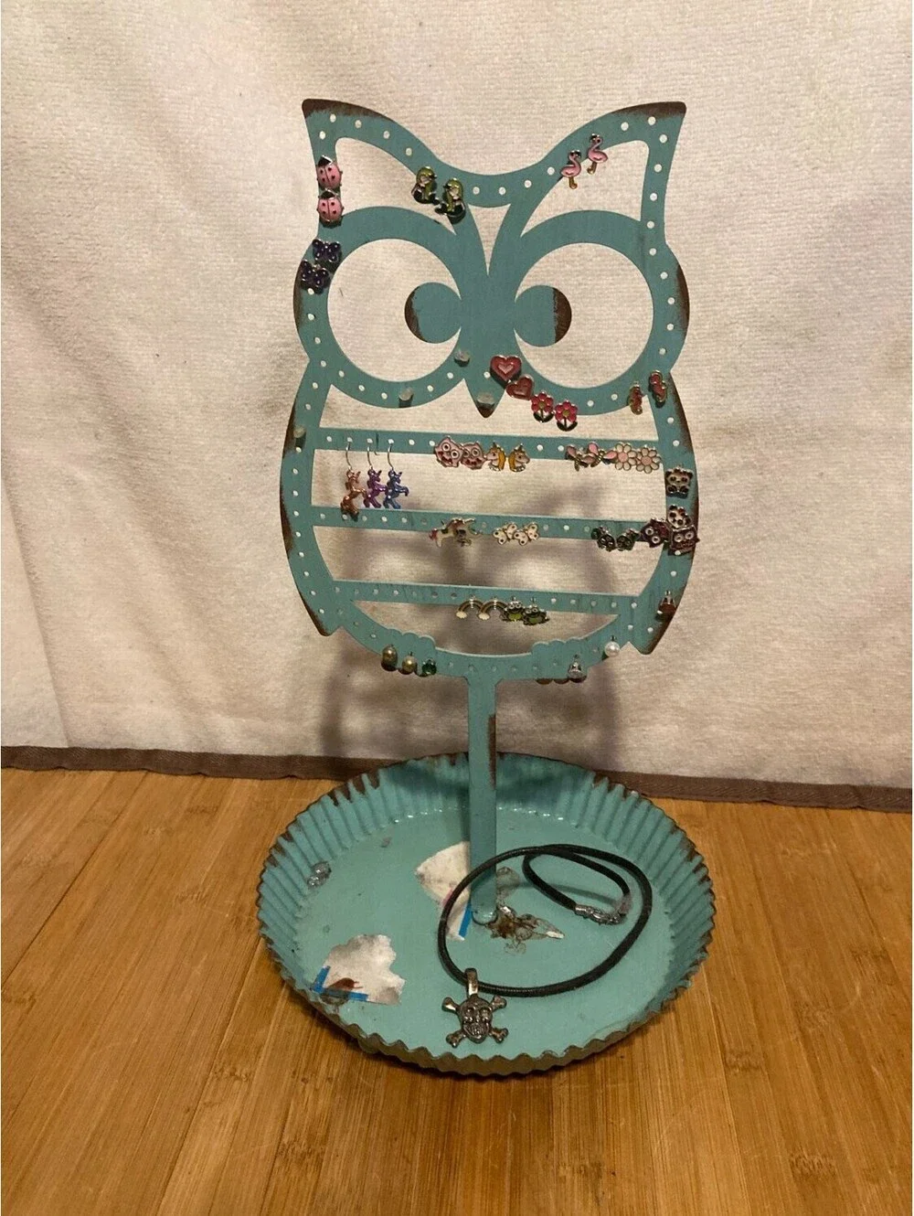 owl-shaped metal earring tree jewelry organizer with earrings owl Turquoise